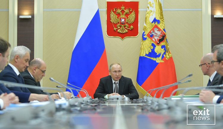 Putin akuzon Ukrahinën për spastrime politike