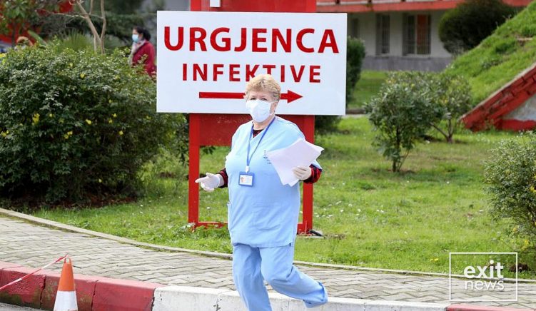 Shërohen 3 të infektuarit me koronavirus në Korçë