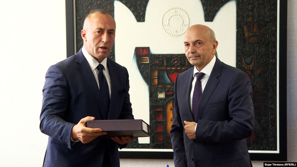Kosovë, Isa Mustafa e Ramush Haradinaj arrijnë marrëveshjen për koalicion