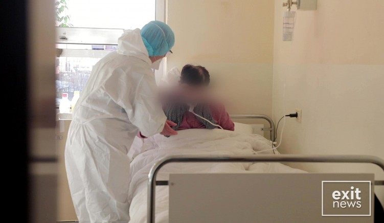 Spitali Infektiv QSUT Koronavirusi Pacient Doktor Mjeke 2 Të dhënat personale të pacientëve COVID-19 po rrjedhin e shpërndahen në WhatsApp çdo ditë