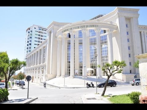 Albanian College nuk paguan qiranë për mësuesit e huaj të mbetur në Shqipëri