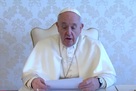 Papa Francesku: Dhimbje për kthimin e Hagia Sofisë në xhami