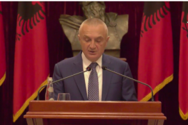 Meta: Diskreditimi i Shqipërisë shërben për defaktorizimin e Kosovës