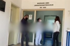 PD publikon videon nga laboratori i Elbasanit: Prej ditësh nuk ka tampona