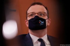 Ministri gjerman i shendetësisë infektohet me Covid19