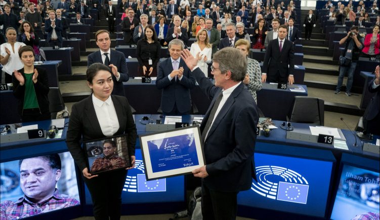 Opozita bjelloruse fiton çmimin Sakharov për Lirinë e Mendimit