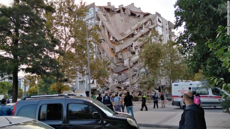 Shkon në 6 numri i viktimave në Turqi nga tërmeti