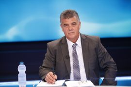 Lefter Koka i kujton Metës votat e tij për LSI-në në Durrës