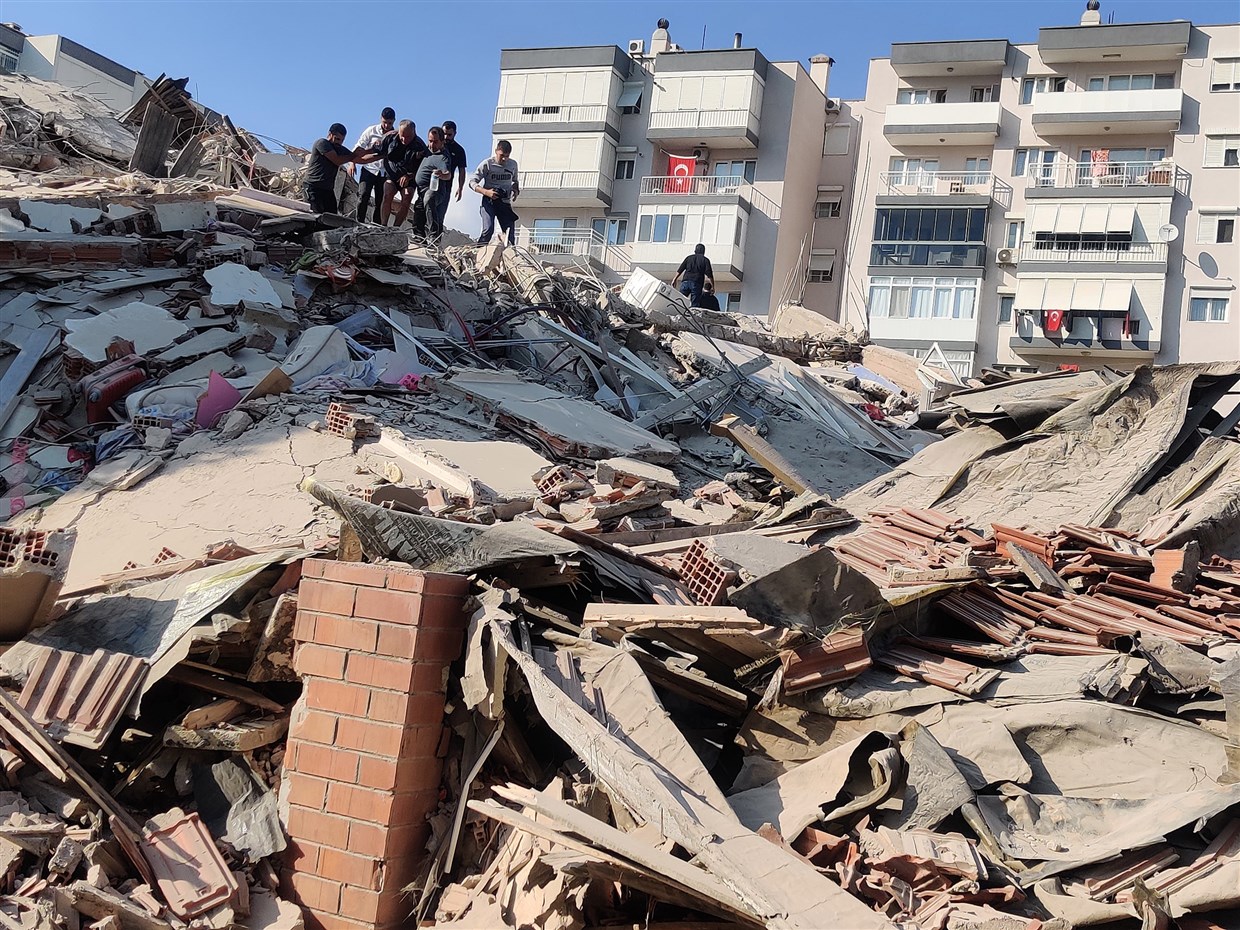 Tërmet me magnitudë 6.6 Rihter në Turqi, shemben 6 pallate
