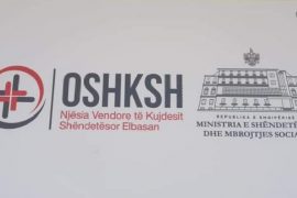 Infektohet drejtori për kujdesin shëndetësor në Bashkinë e Elbasanit