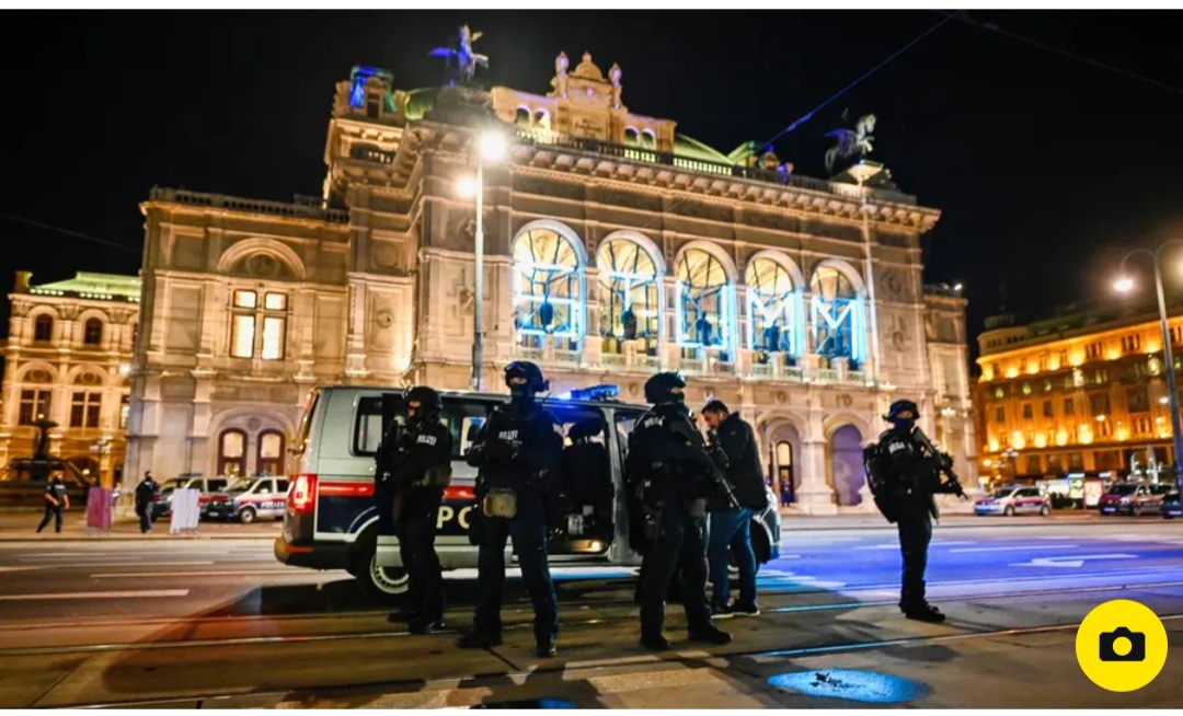 Sulmi terrorist në Vjenë, një shqiptar humb jetën ndërsa 3 të tjerë pjesë e policisë austriake