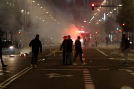Kryeministri bën thirrje për qetësi pas protestave të dhunshme në Spanjë