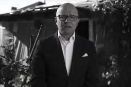 PD akuzon qeverinë se nuk do të rindërtojë banesat e prekura nga tërmeti para korrikut të 2022