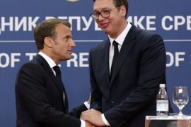 Vuçiç takohet me Macron, diskutime edhe për Kosovën