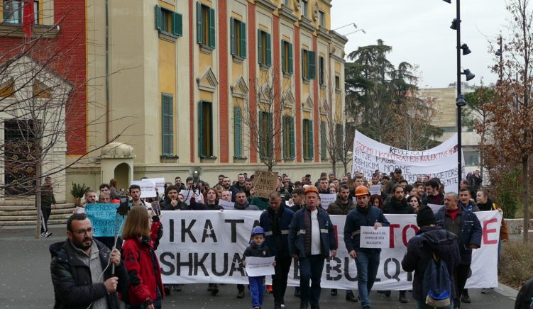 Qeveria lë pa përgjigje minatorët, Sindikata i kërkon Denajt të miratojë statusin