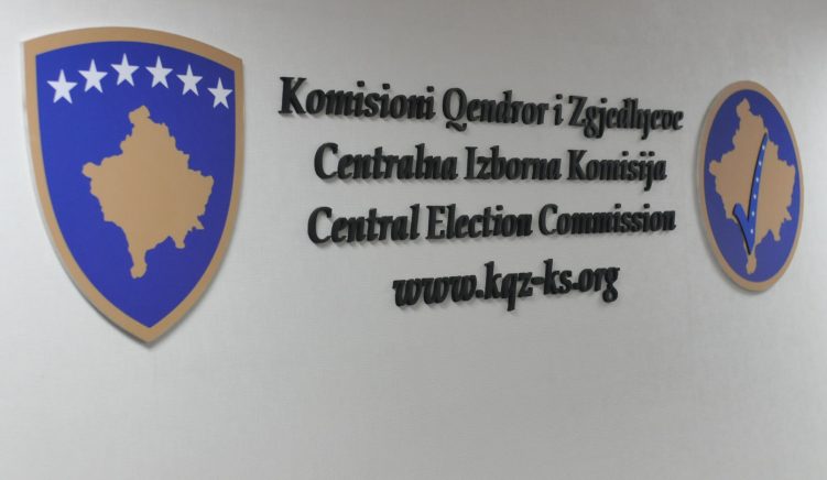 KQZ në Kosovë kufizon shpenzimet e partive për fushatë zgjedhore
