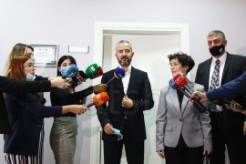 Si do të votojnë shqiptarët më 25 prill?