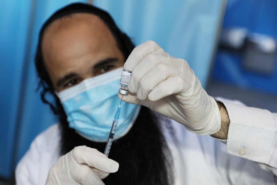 Doza e 3-të e vaksinës Pfzier ndalon infektimet me Delta ne Izrael
