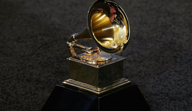 Shtyhet ceremonia e Grammy 2021, shkak Covid-19
