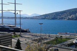 Qeveria jep me koncesion Portin e Vlorës