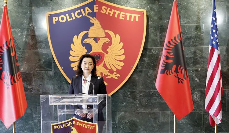 SHBA i dhuron Shqipërisë pajisje për kontrollin e kufirit