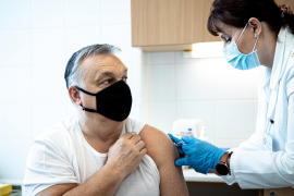Kryeministri hungarez merr vaksinën kineze