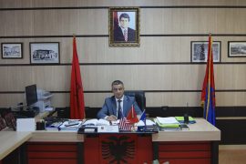 Familjarët e komisarit Artan Cuku padi kundër Ministrisë së Brendshme