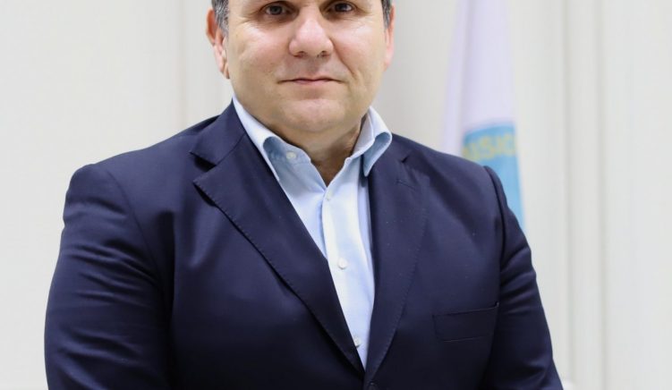 Anëtari i KAS, Ilirjan Rusmali voton pro gjobitjes së kryebashkiakut Veliaj