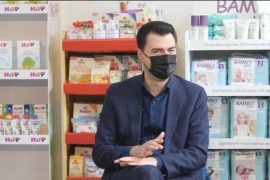 Basha i prezanton farmacistëve programin elektoral