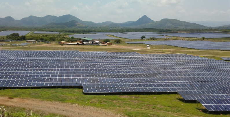 5 kompani paraqesin ofertë për ndërtimin e parkut fotovoltaik në Spitallë