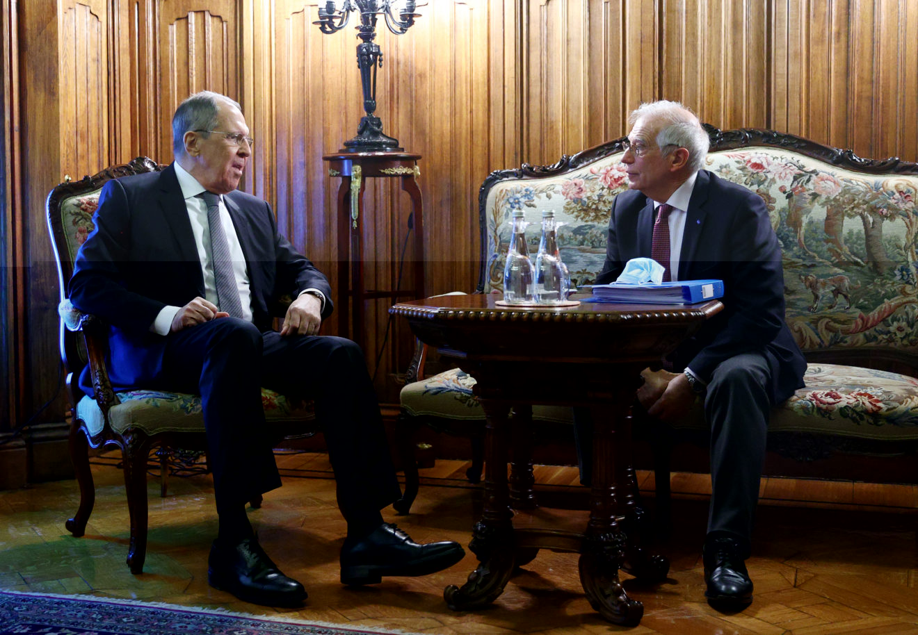 Borell takon Lavrov, marrëdhëniet BE-Rusi jo të mira