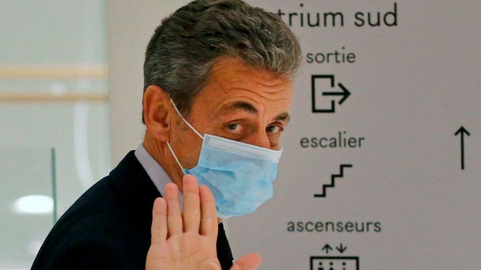 Dënohet me 3 vite burg ish presidenti francez, Nicolas Sarkozy