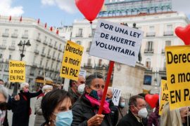 Spanja legalizon eutanazinë për pacientët me sëmundje kronike ose të pakurueshme