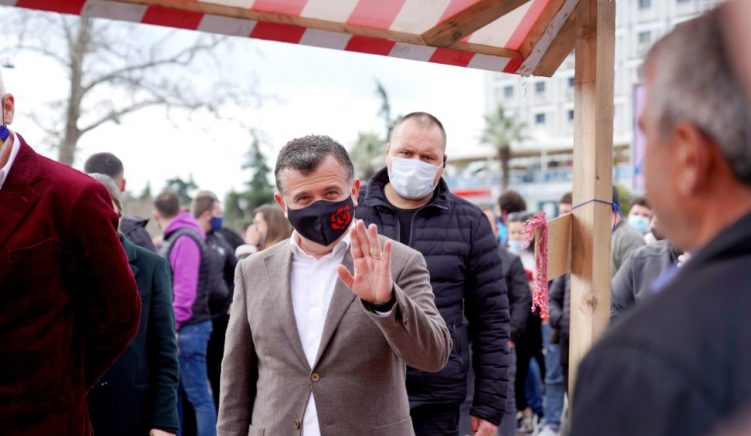 Balla për incidentin në Elbasan: Sjellja e militantëve të PD, provokim politik
