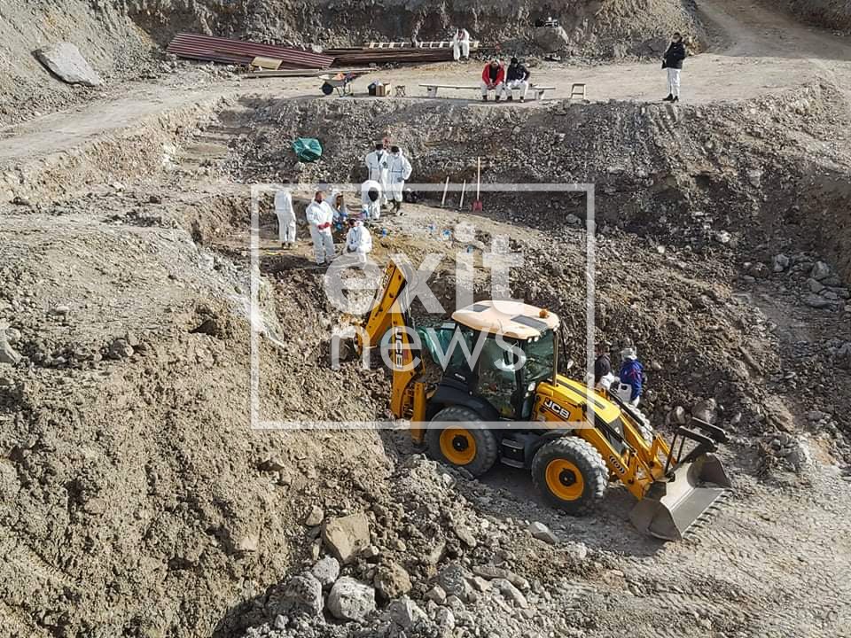 Rinisin gërmimet në varret masive në Serbi