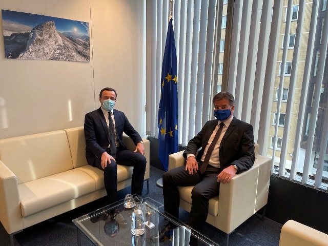 Kurti takon Lajçak në Bruksel për dialogun Kosovë-Serbi