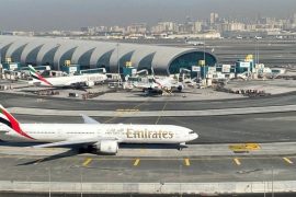 Drejtori i aeroportit të Dubait mbështet pasaportat COVID