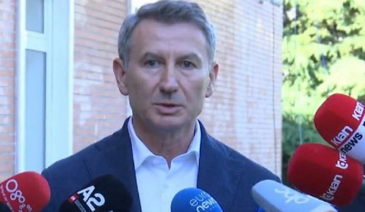 adea Fatbardh Kadilli fton Bashën në debat publik gjatë garës për kryetar partie