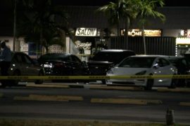 Dy të vdekur dhe mbi 20 të plagosur nga të shtënat në një klub në Florida