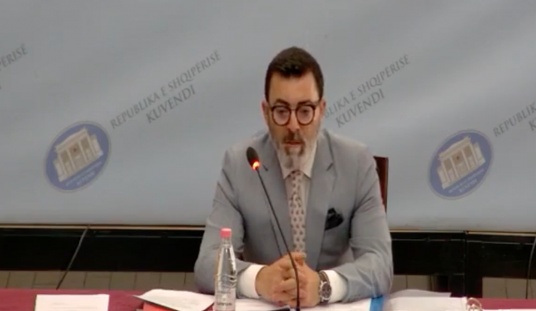 Screen Shot at AM Meta ka afat 1 javë për tu paraqitur në seancën dëgjimore të Komisionit Hetimor