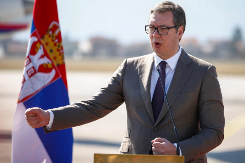 Qyteti i Zveçanit në Kosovë shpall Vuçiçin qytetar nderi