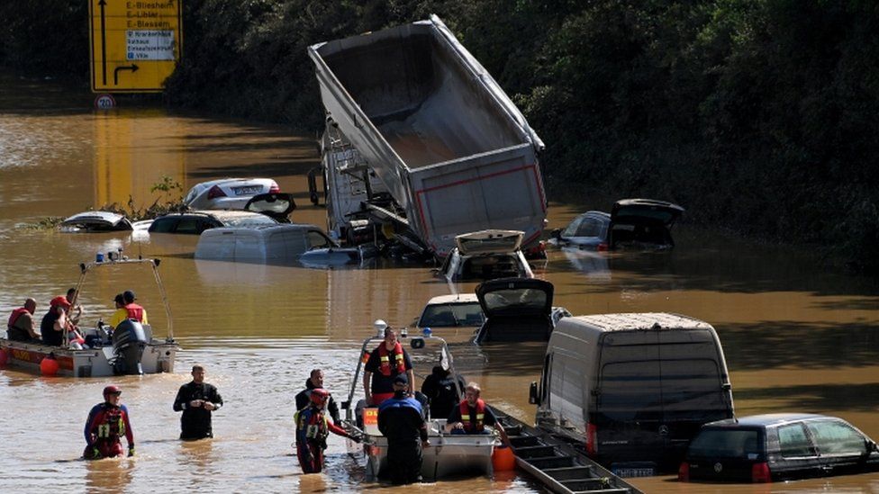 Mbi 180 viktima nga përmbytjet në Gjermani dhe Belgjikë