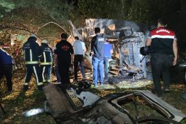 12 të vdekur nga rrëzimi i një autobusi në Turqi