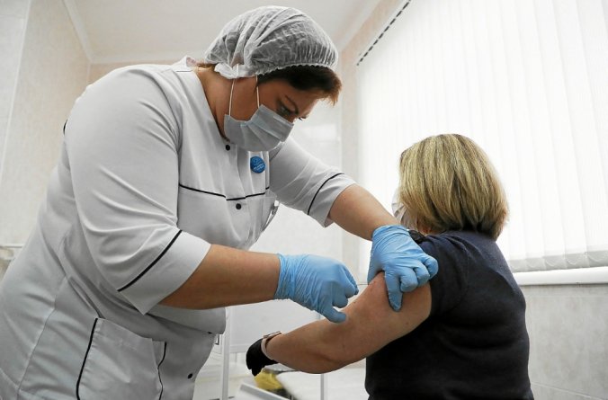 Greqia drejt vaksinimit të detyrueshëm kundër COVID-19