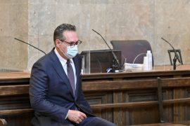 Ish-zv.kancelari i Austrisë në gjyq për korrupsion