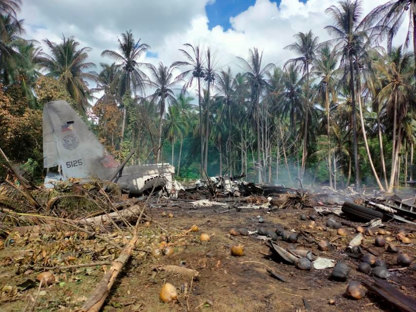 Rrëzimi i avionit ushtarak në Filipine shkakton 45 viktima