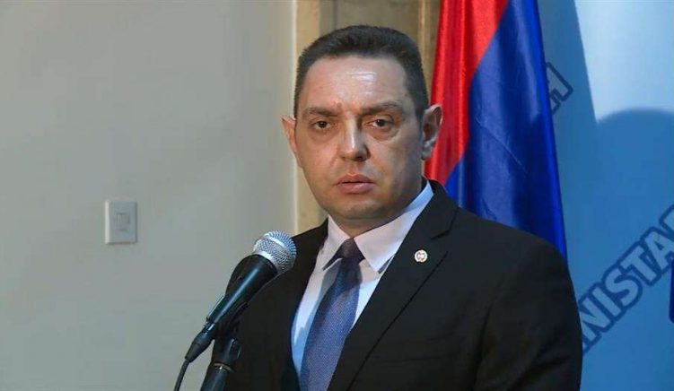 Ministri i Brendshëm serb lëshon fyerje ndaj presidentes Vjosa Osmani