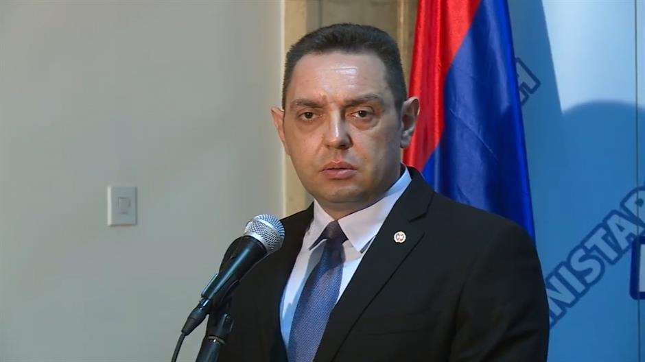 Ministri i Brendshëm serb lëshon fyerje ndaj presidentes Vjosa Osmani