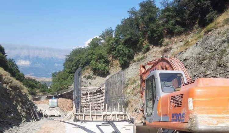 UNESCO miraton rezolutën për pezullimin e ndërtimit të Bypass-it të Gjirokastrës