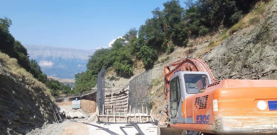UNESCO miraton rezolutën për pezullimin e ndërtimit të Bypass-it të Gjirokastrës